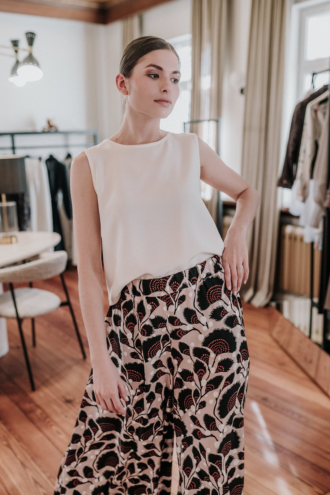 Essence Top Silk